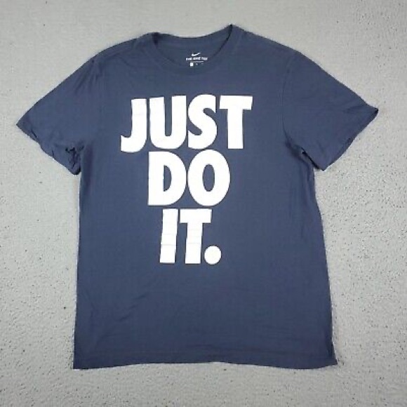 🎉Nike Tee - Picture 1 of 5